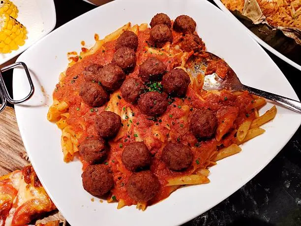 Italian Beef Meatballs in Marinara
