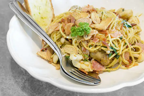 Chicken and Shrimp Carbonara