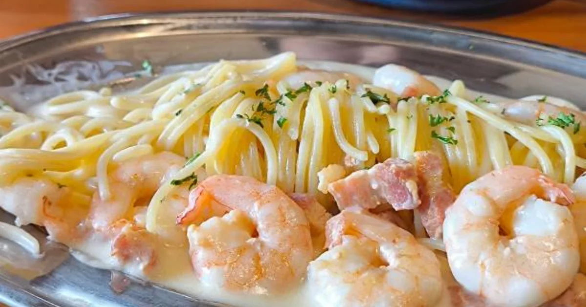 Chicken and Shrimp Carbonara